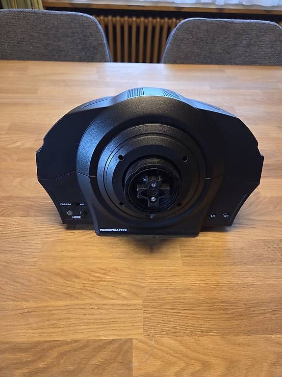 Thrustmaster Controller: Thrustmaster T300 RS Ferrari Alcantara Edition – Usato da Neu St. Johann venduto da lucfel 2