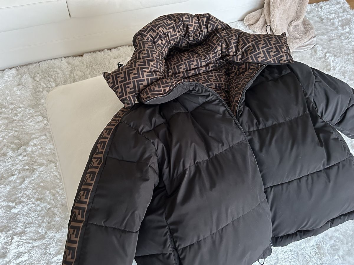Fendi Giacche: Fendi Winterjacke, Grösse S, Top Zustand! – Nuovo (secondo la descrizione) da Flüelen venduto da johnny78 5