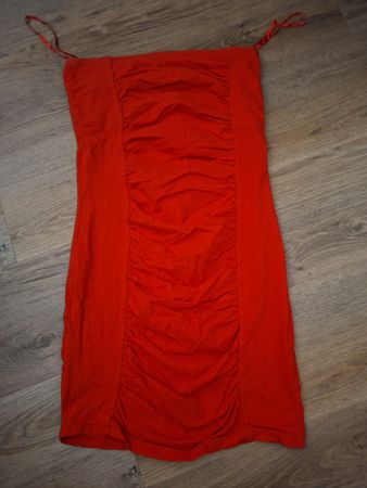 rotes Kleid Stand Sommer Gr 32/34 wie neu mit Gummi wie neu 