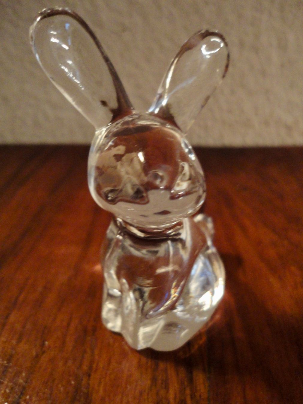 Figurines: Süsser Glas-Hase. – D'occasion à Wädenswil par LIS11 4