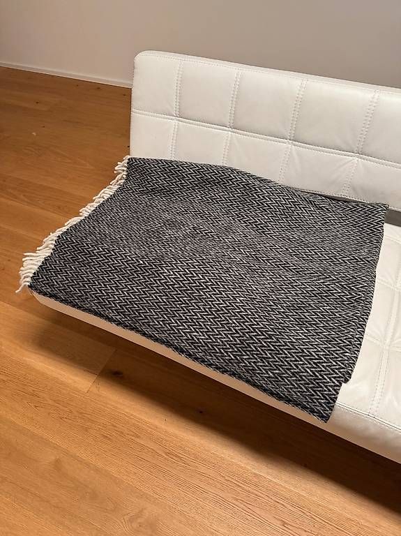 Decken: KidHemtex 100% Wool Grey Herringbone Throw Blanket Decke – Gebraucht aus Schübelbach von Rahnmont