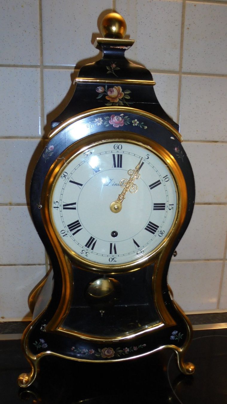 Zenith Orologi: Neuenburger Pendule "Zenith" / Wanduhr – Usato da Horgen venduto da Hpbsw