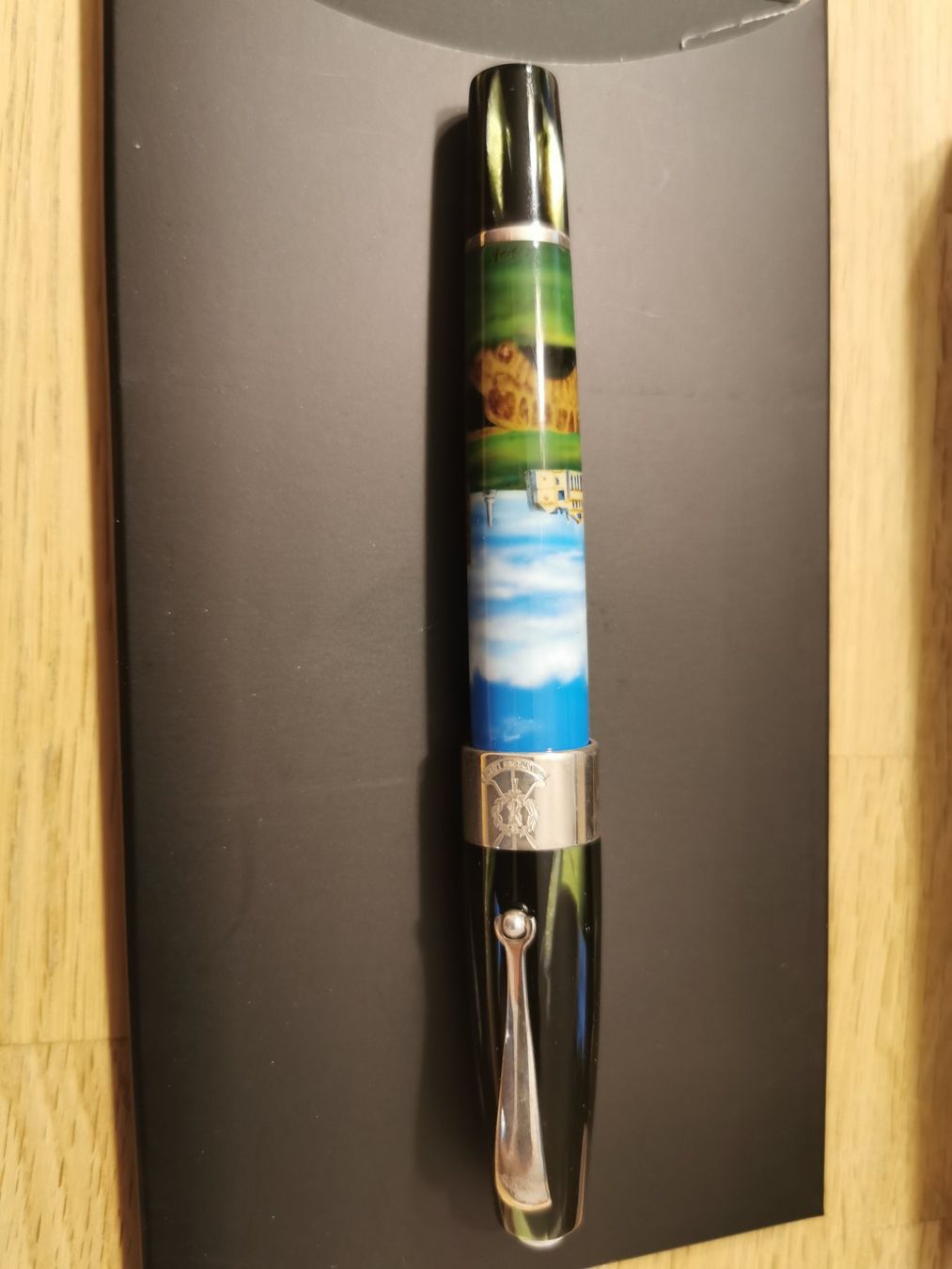Montegrappa Penna & Evidenziatori: Montegrappa St Andrews Links Rollerball Pen Hand Painted – Nuovo (secondo la descrizione) da Bellmund venduto da nikitanikita