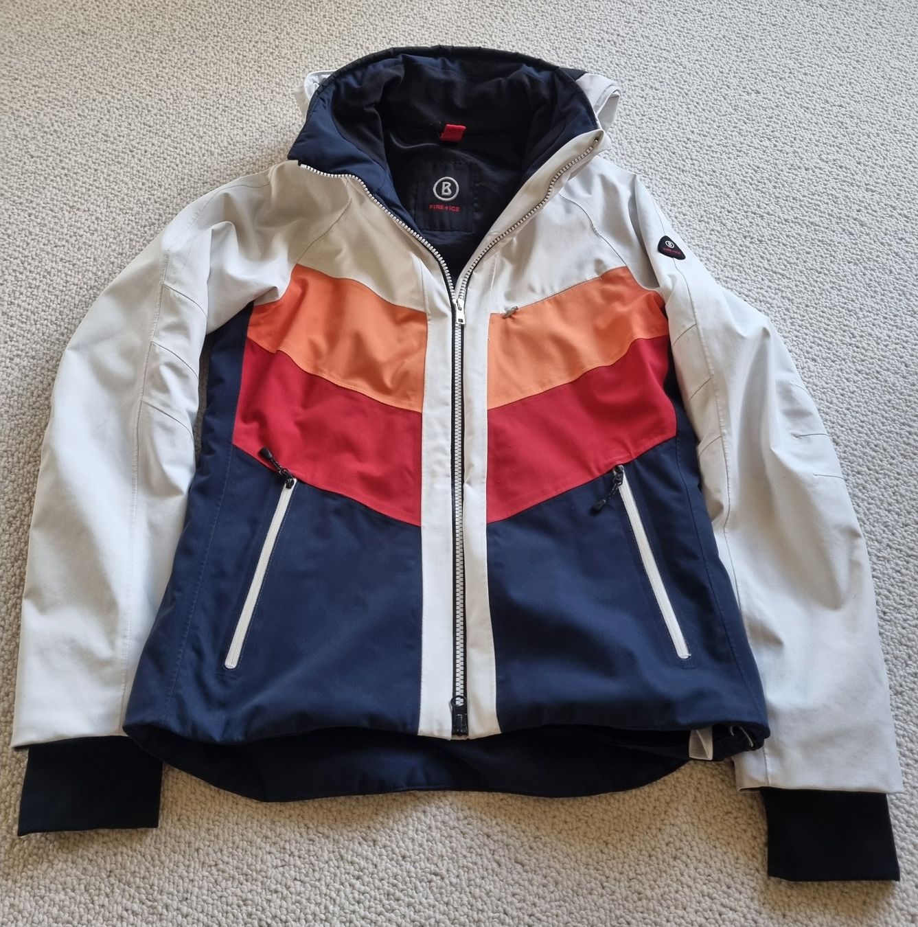 Bogner Jacken: Bogner Fire+Ice Skijacke – Gebraucht aus Wilen (Sarnen) von mamamomy