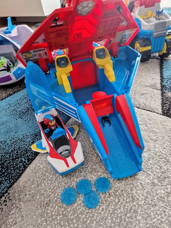 PAW Patrol Mighty Jet Di Skye Con Luci E Suoni – Giocattolo Con Ali Rotanti, Uniforme Illuminata, 3+ Anni