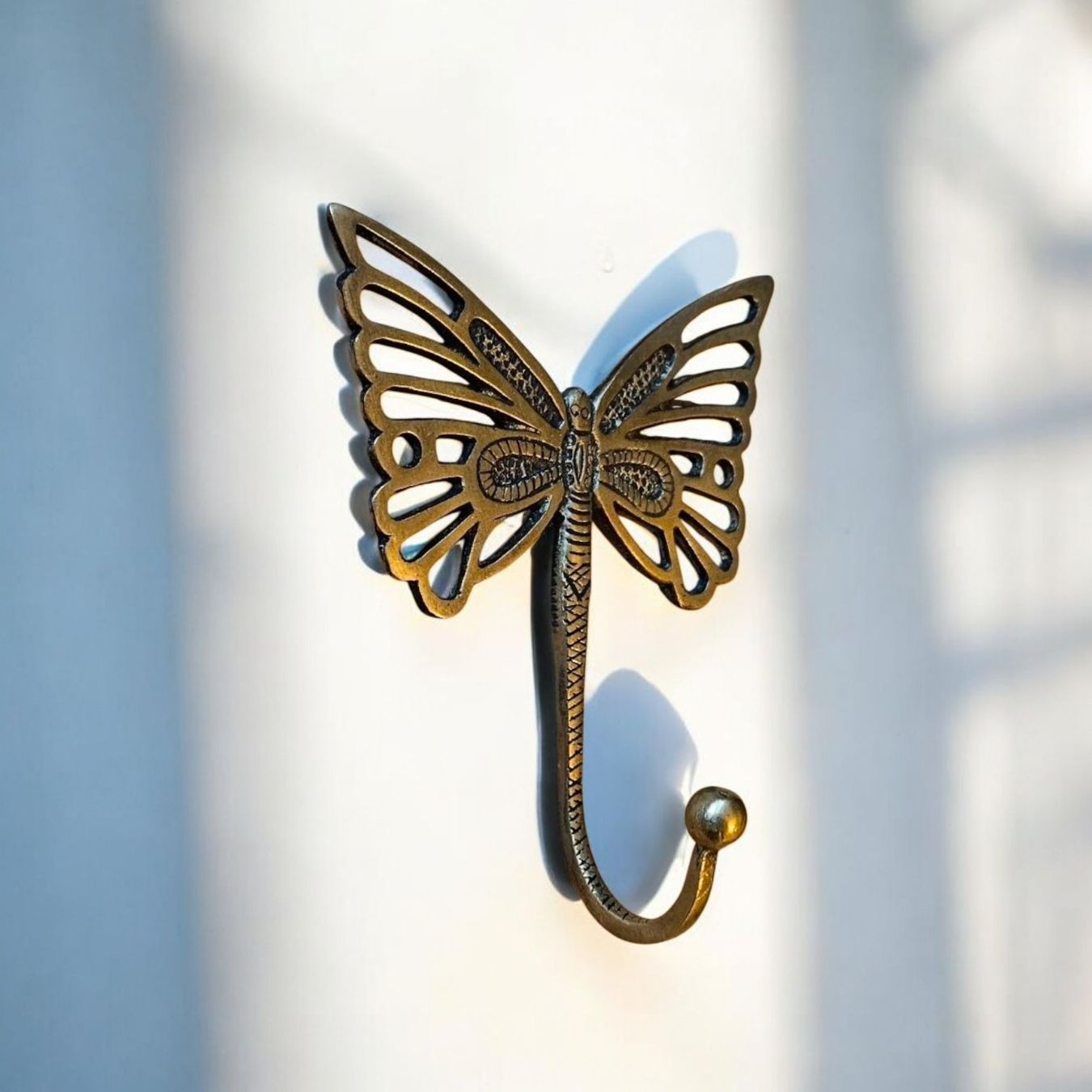 Eisenwaren: Patère murale  papillon en bronze décoratif mural – Neu (gemäss Beschreibung) aus Lausanne von Toko_Lausanne