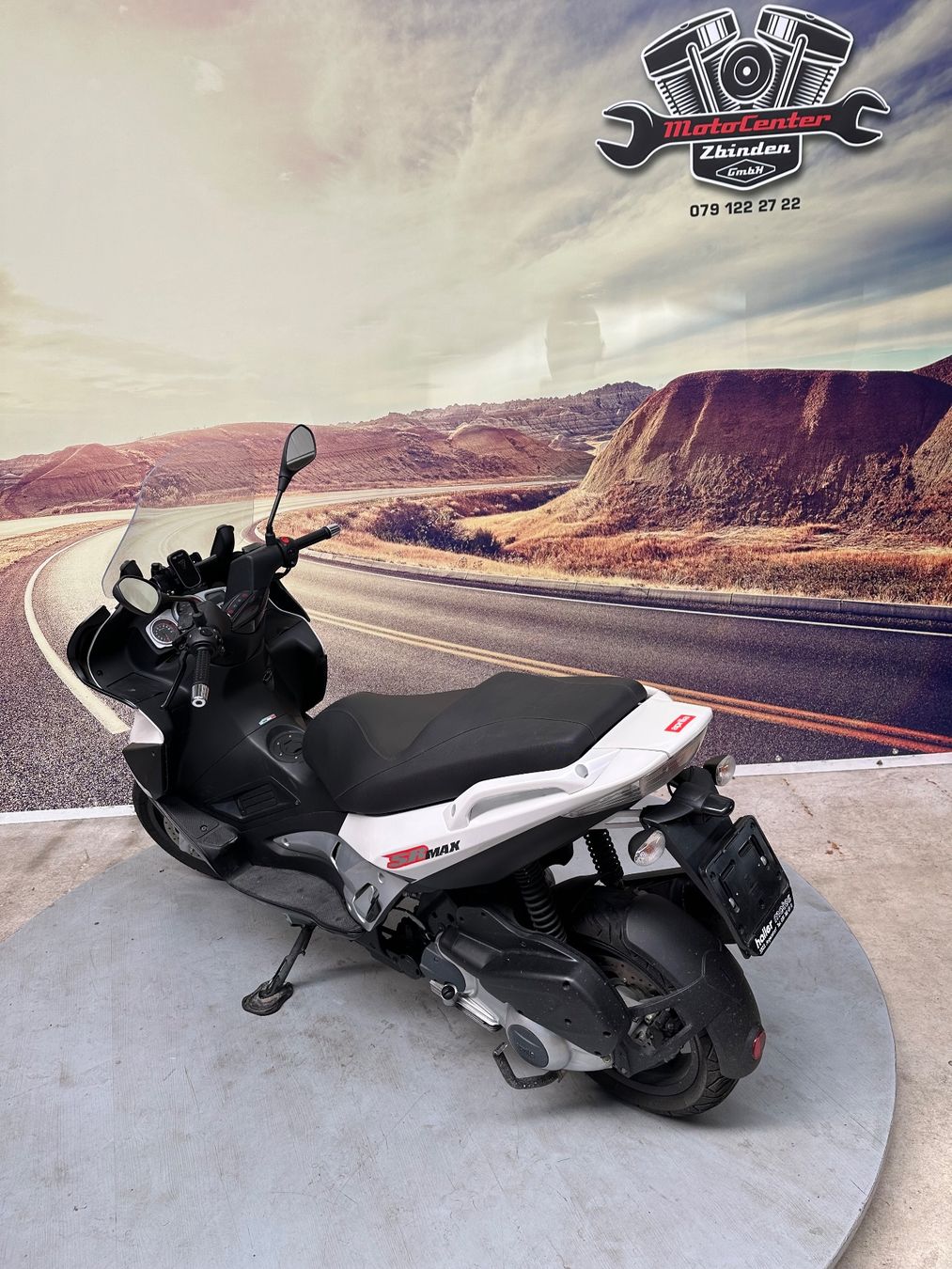 Aprilia Scooter: Aprilia SR 300 MAX mit MFK ab 2999.00 – Usato da Liebistorf venduto da motocentergmbh 5