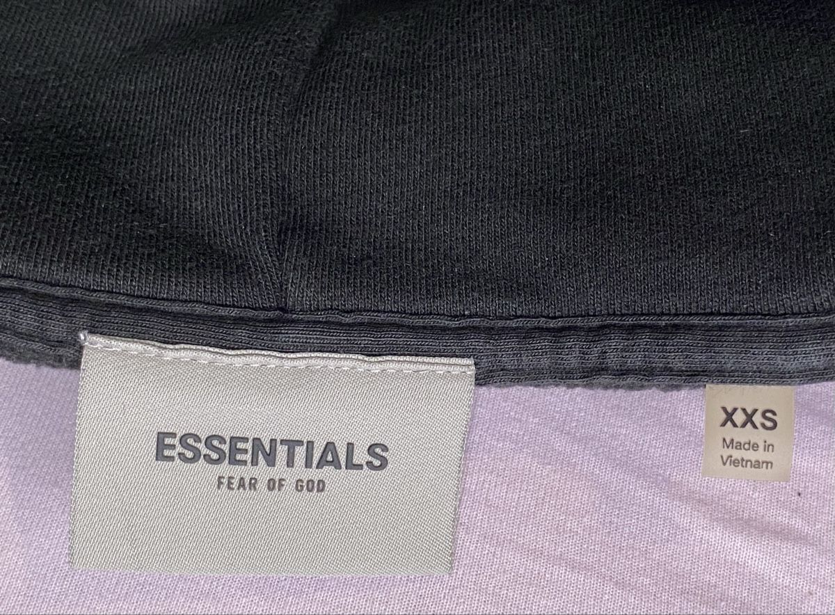 Fear of God Pullover & Sweatshirts: Essentials Hoodie – Gebraucht aus Zürich von kse_nathan 3