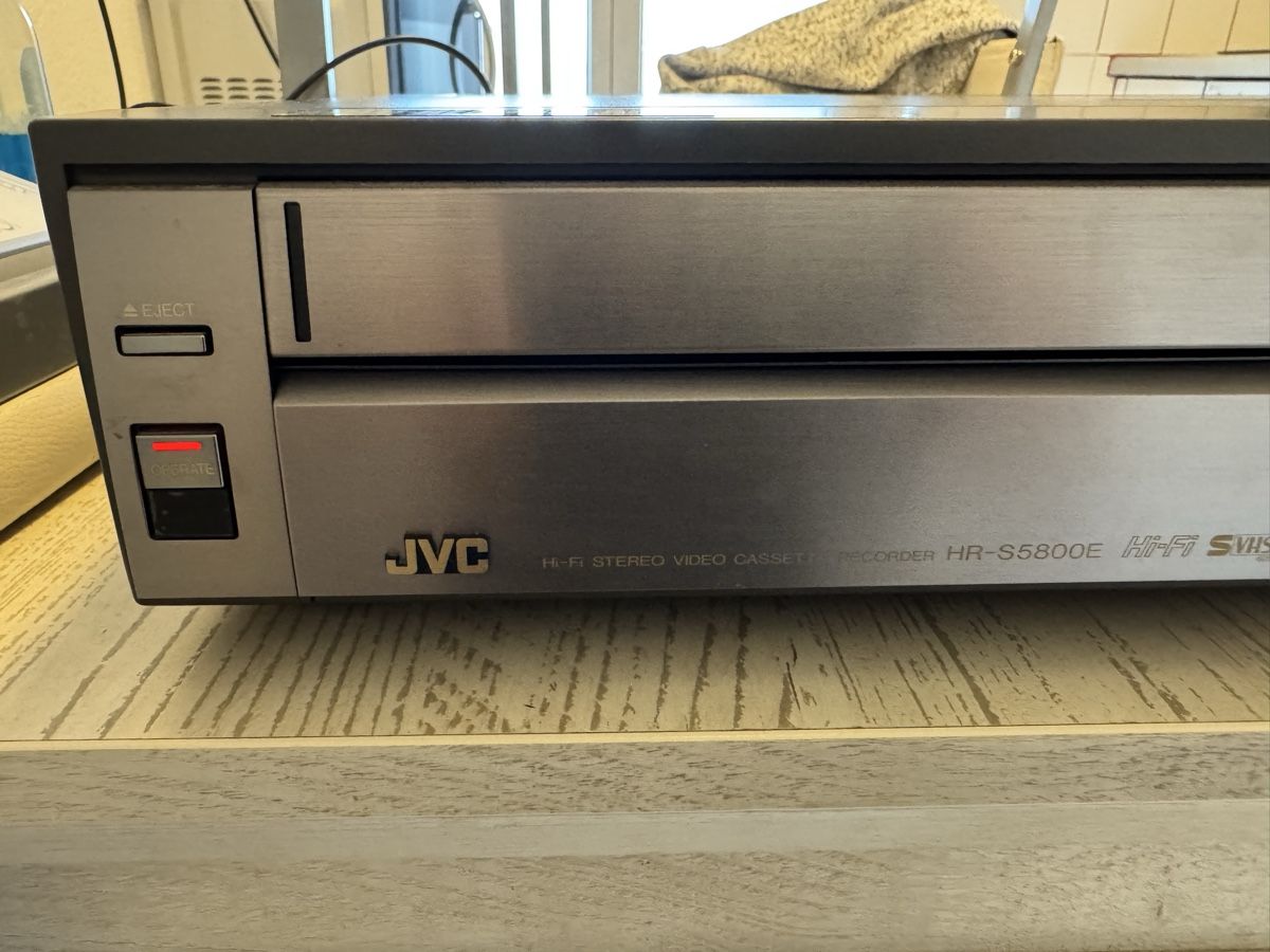 JVC Registratori: Jvc hr-s5800e svhs videorecorder – Usato da Zunzgen venduto da milesdavis76 1