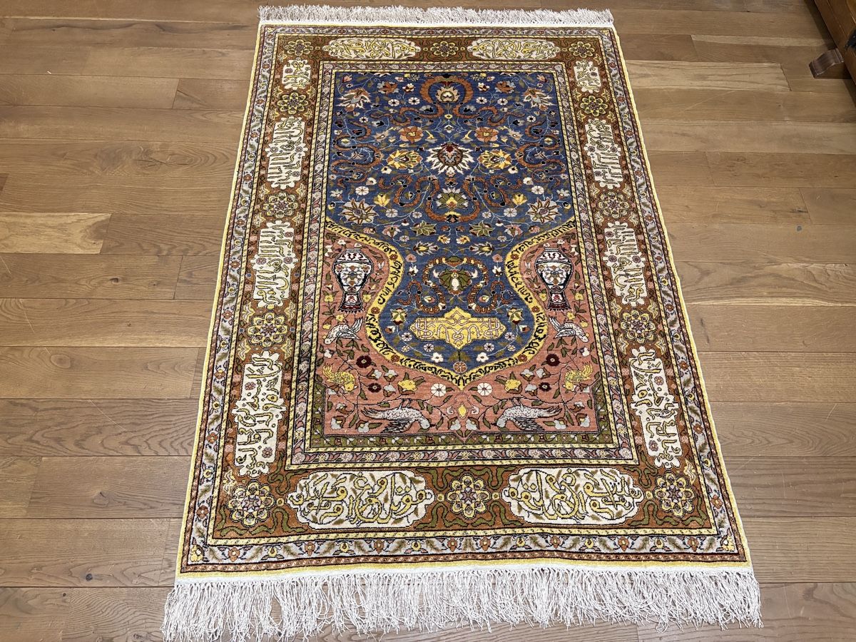 Tappeti: Seltener Kum Kapi Stil Seidenteppich 100% Handmade – Nuovo (secondo la descrizione) da Bennau venduto da Mayer_Carpets 2
