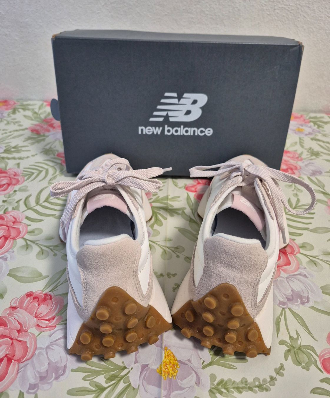 New Balance Scarpe da donna: New Balance Sneaker low – Nuovo e nell'imballaggio originale da Gümligen venduto da Amore.1 2