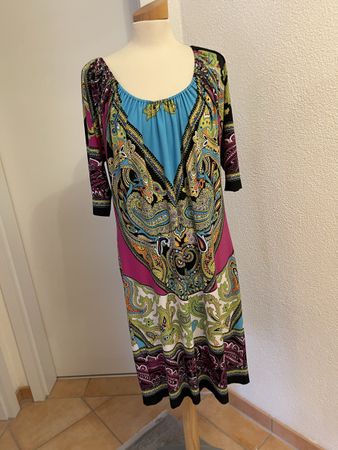Kleid mit Paisleymuster, Grösse M