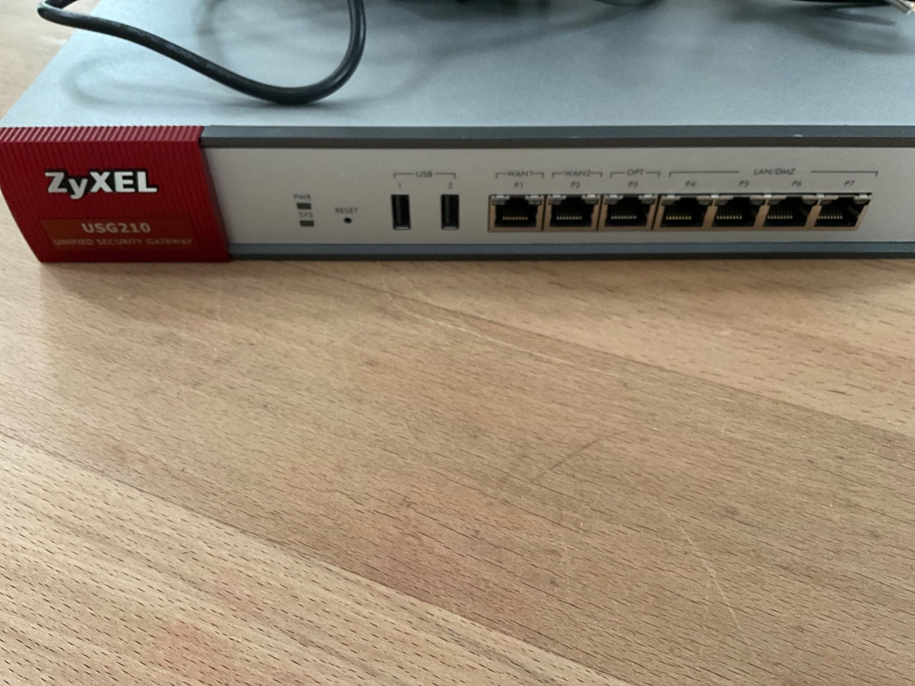 Firewall: Zyxel USG 210 Firewall – Usato da niederlenz venduto da  1