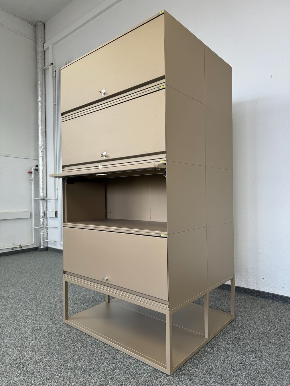 Lista Banconi: Lista Office LO Locker mit 8 Fächern zweiseitig – Usato da Schönenwerd venduto da mcofficeshop 4