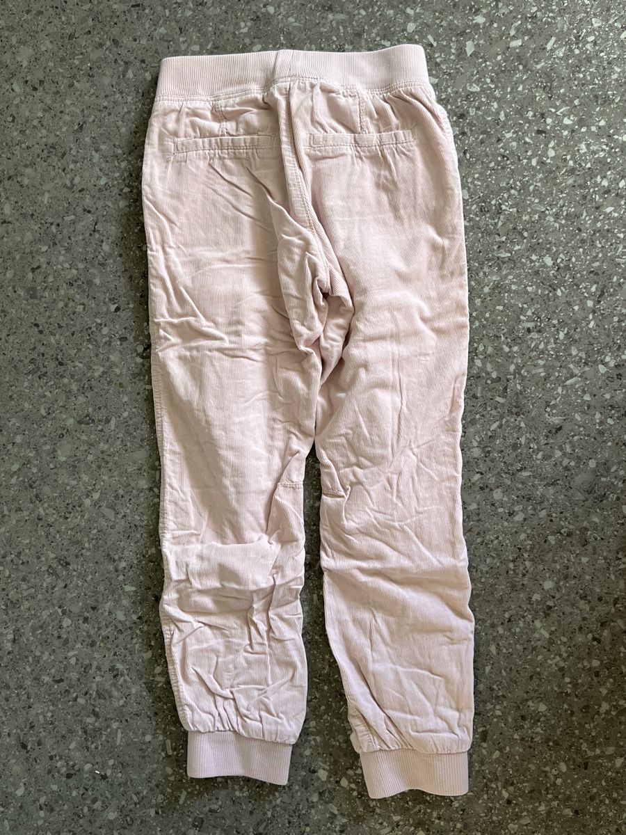 H&M Pantaloni: Cordhose rosa - Grösse 128 – Usato da Zuchwil venduto da Commander0 3