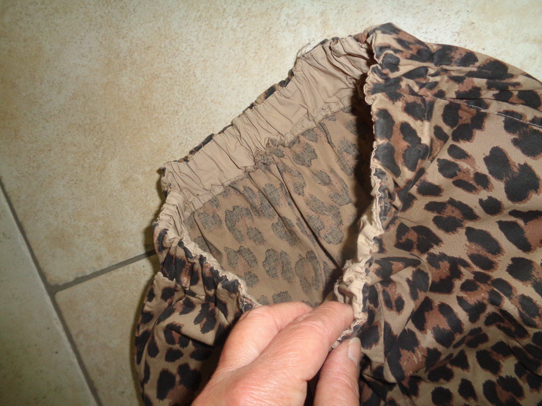 Pantaloni: Hose  Grösse S – Usato da Kreuzlingen venduto da Robi-2003 4