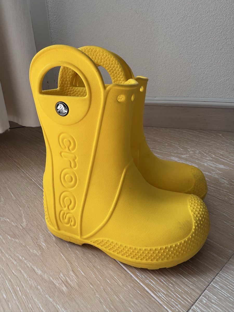 Crocs Scarpe per ragazzi: Crocs Gummistiefel, Size C8, EU 24 – Usato da Zürich venduto da Mi_R
