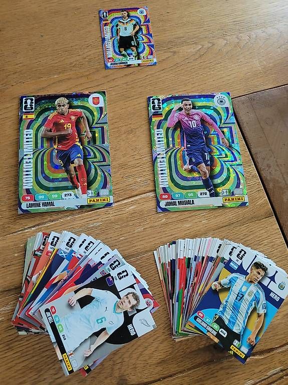 Panini Sammelbilder & Trading cards: Doppelte Panini Adrenalyn XL Karten – Gebraucht aus Vallamand von meersou