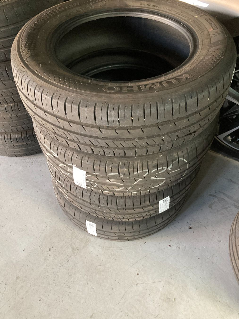 Pneus & Kompletträder: 185/65R15 Sommerpneu – Gebraucht aus Cham von Cham6332