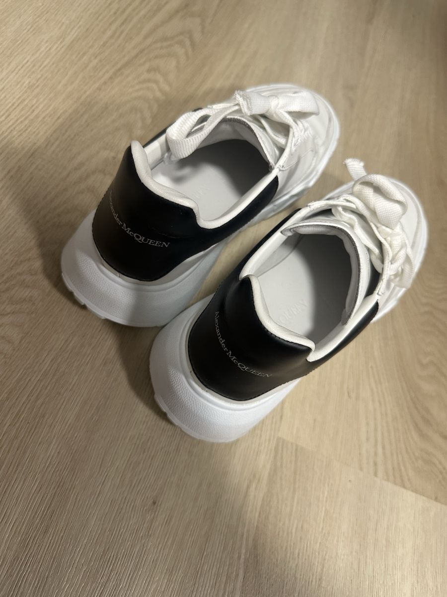 Alexander Mcqueen Scarpe da uomo: Alexander McQueen Sneaker, Grösse 40 – Usato da Interlaken venduto da raphael26