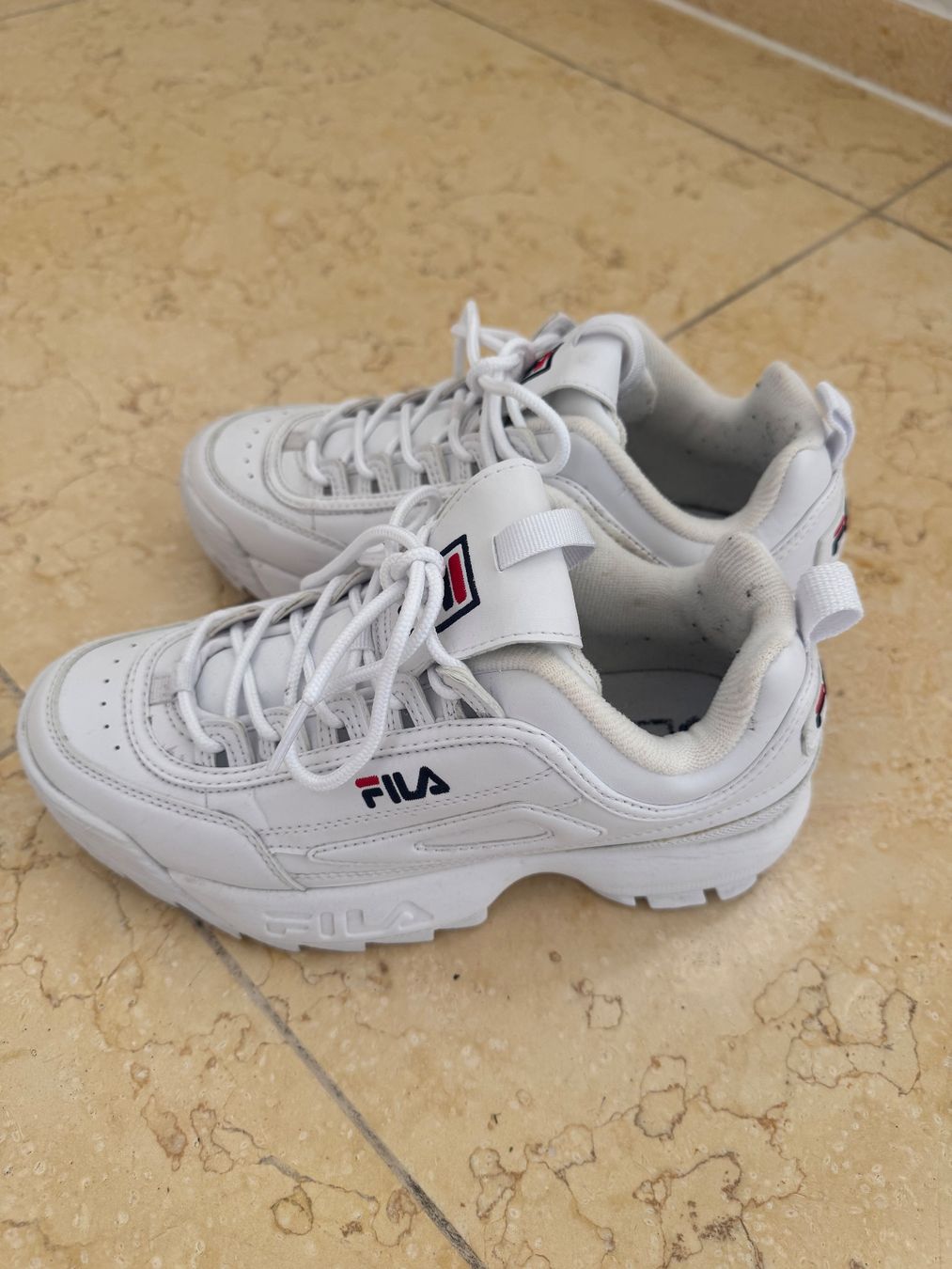 Fila Damenschuhe: FILA Turnschuh – Gebraucht aus Herrliberg von Hamptonlane 3