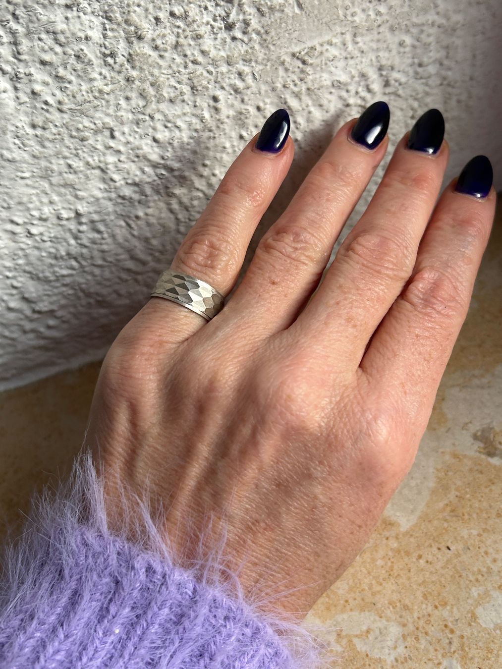 Anelli: Hammer Schlag Ring Silber (Grösse 50) – Usato da Laufen venduto da belleskulptur 2