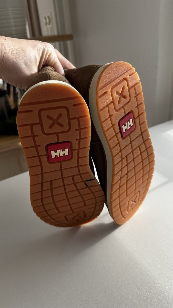 Helly Hansen Herrenschuhe: Helly Hansen Winter Boots – Gebraucht aus Zürich von KrisZH 2