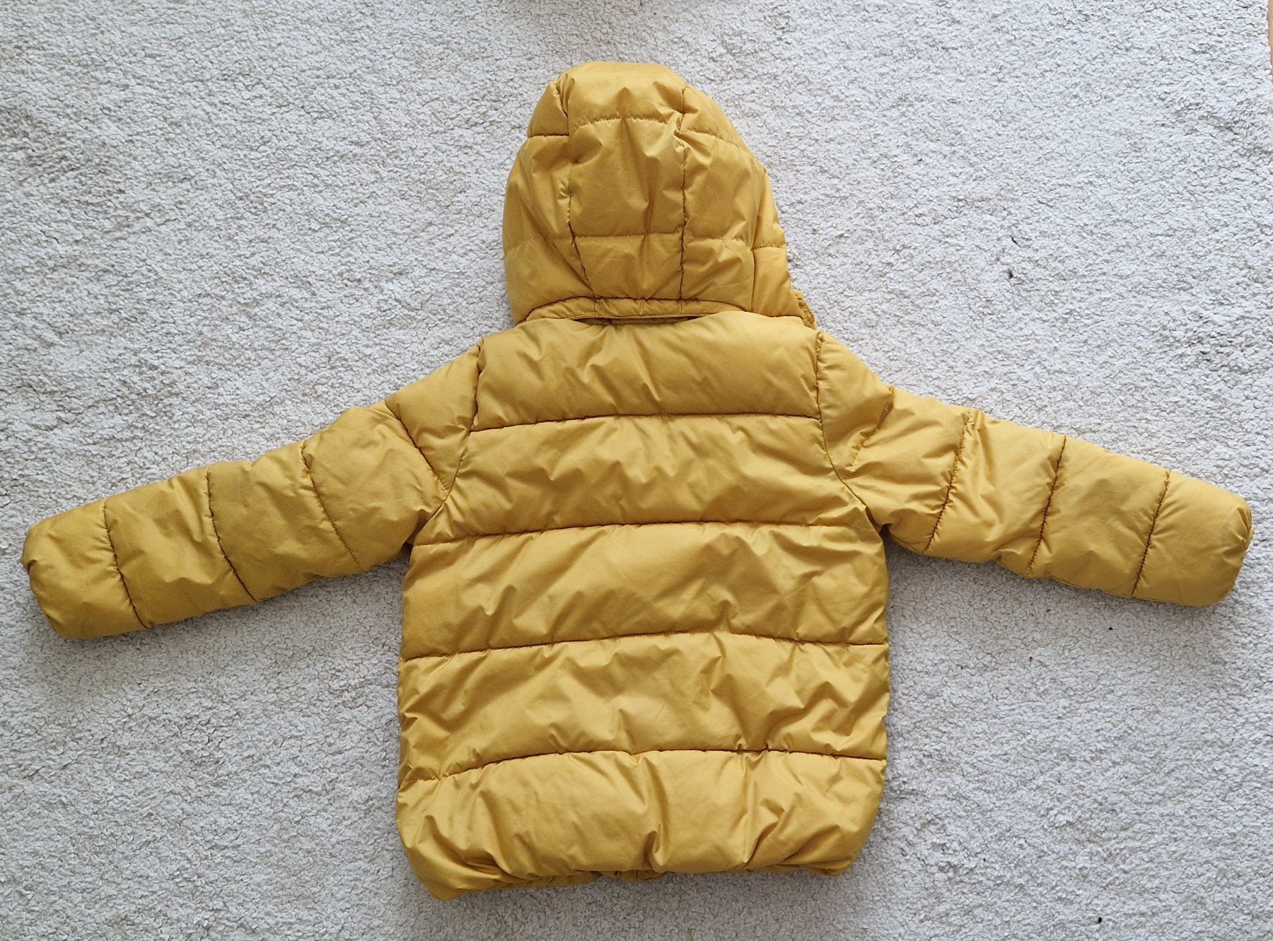Giacche & Cappotti: Schöne Winterjacke, Gr. 134 – Usato da Glattpark(Opfikon) venduto da dememora 1