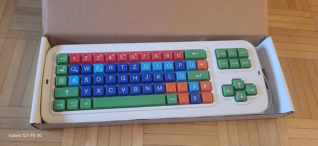 Tastiere: Clevy Keyboard – Usato da Zufikon venduto da x21y19