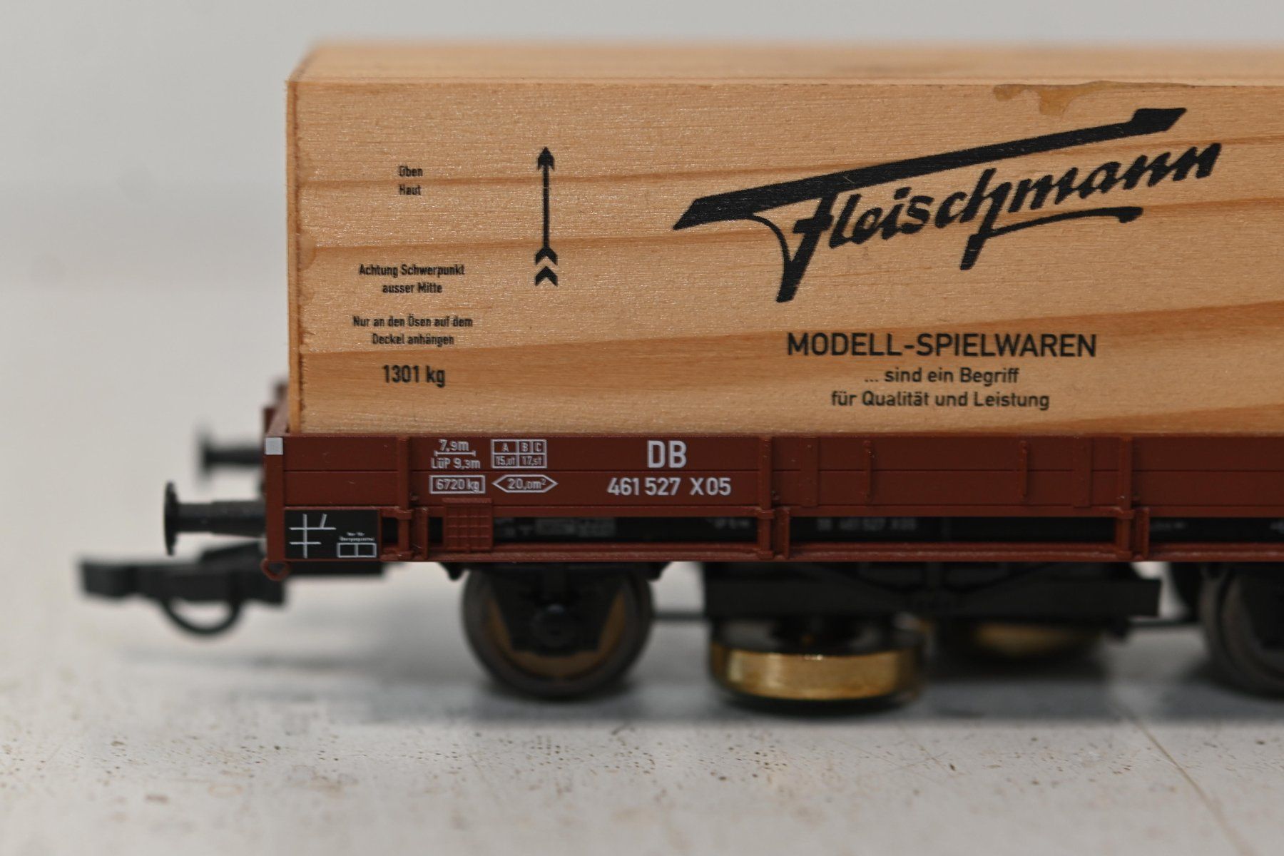 Fleischmann Modellini di ferrovie: Putzwagen Fleischmann HO/DC mit OVP – Usato da Laupen ZH venduto da Zmoewe 1