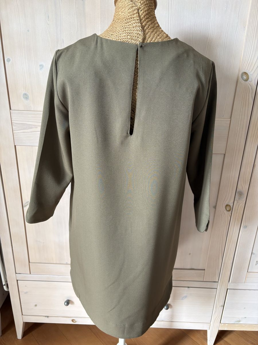 Vestiti: olivgrünes Kleid Gr.M – Usato da Baden venduto da jdif 2