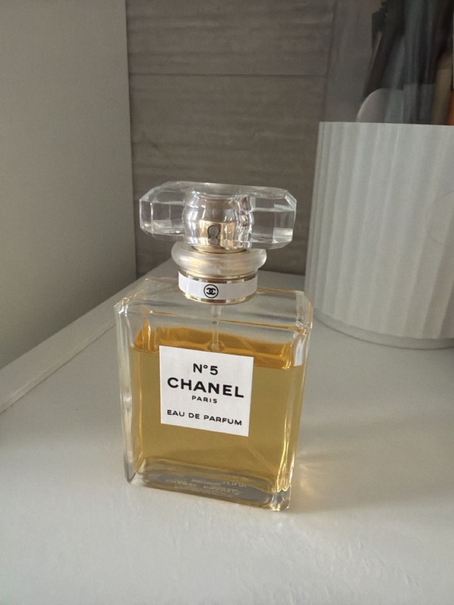 Chanel Parfum & Eau de Toilette: Chanel no 5 eau de parfum environ 30ml  – Gebraucht aus Vernayaz von cla_cj7n
