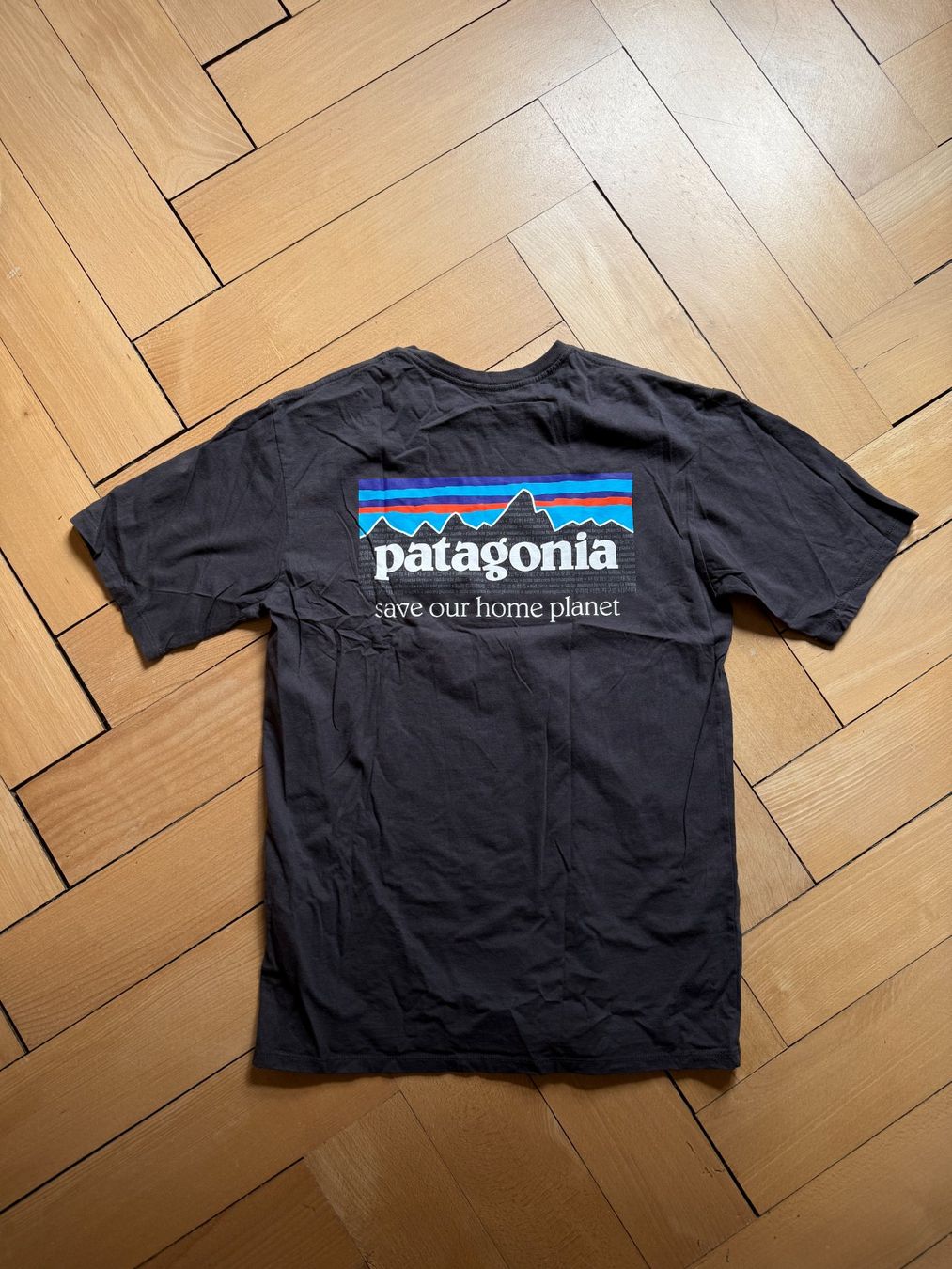 Patagonia T-shirt: PATAGONIA - T-Shirt dunkelgrau S – Usato da Zürich venduto da Diazaio 2