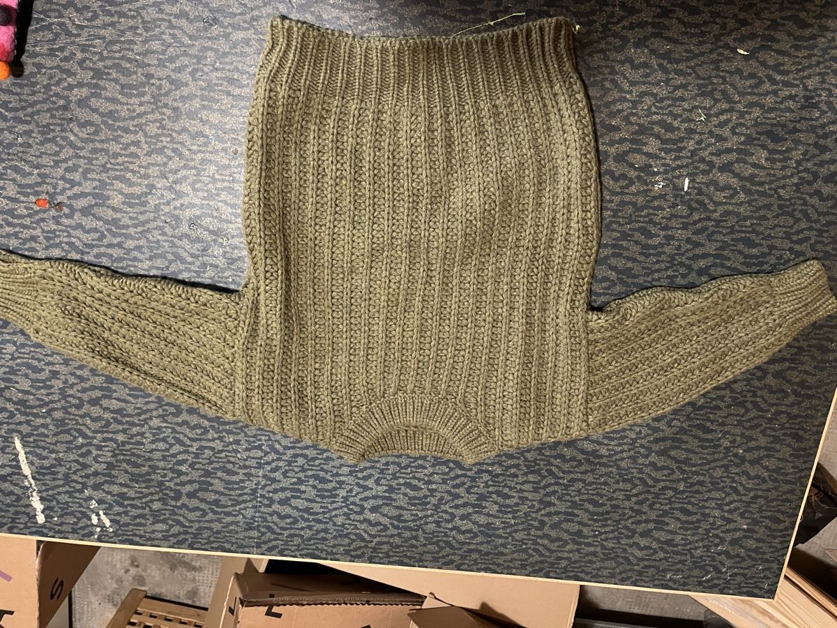 Maglioni & Felpe: Winter Strick Pullover von PLAY UP, Grösse 5J, Top! – Usato da Basel venduto da Sulena 1