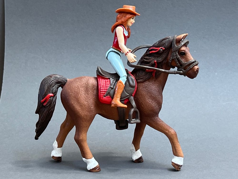 Schleich 42411 Hannah & Cayenne Pferd Reiterin Reitset | Kaufen auf Ricardo