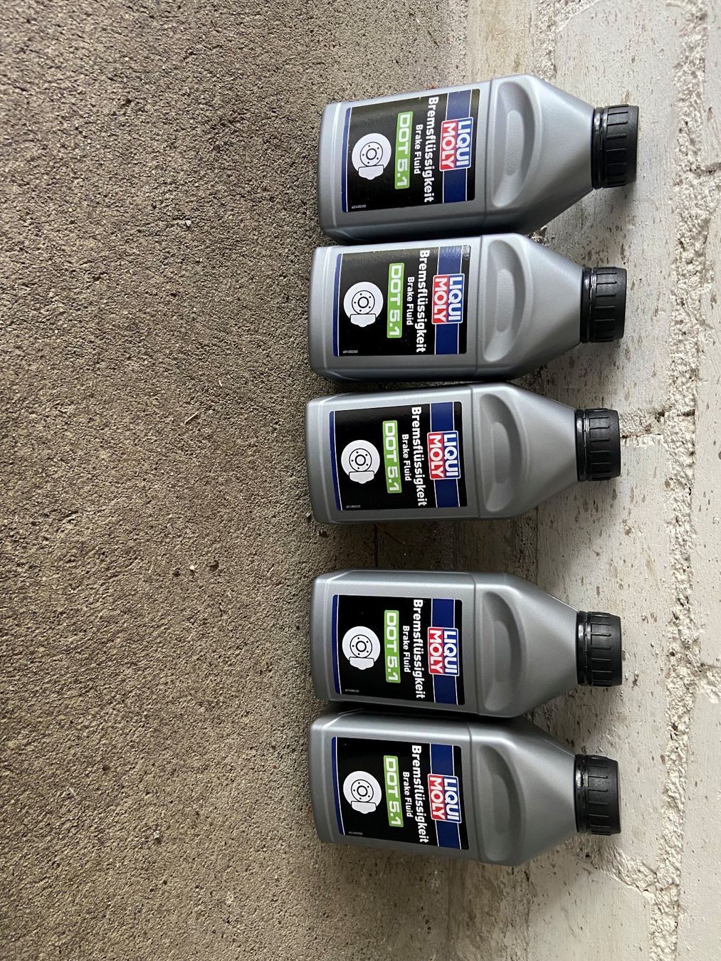 Liqui Moly Prodotti per la cura: 1 Flasche Bremsflüssigkeit DOT 5.1 a 500 ml. – Nuovo e nell'imballaggio originale da Hinterkappelen venduto da dan_55sl