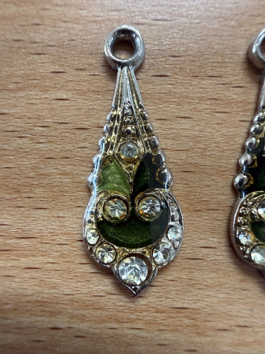 Pendentifs: Anhänger – D'occasion à Grenchen par Bastet007 1