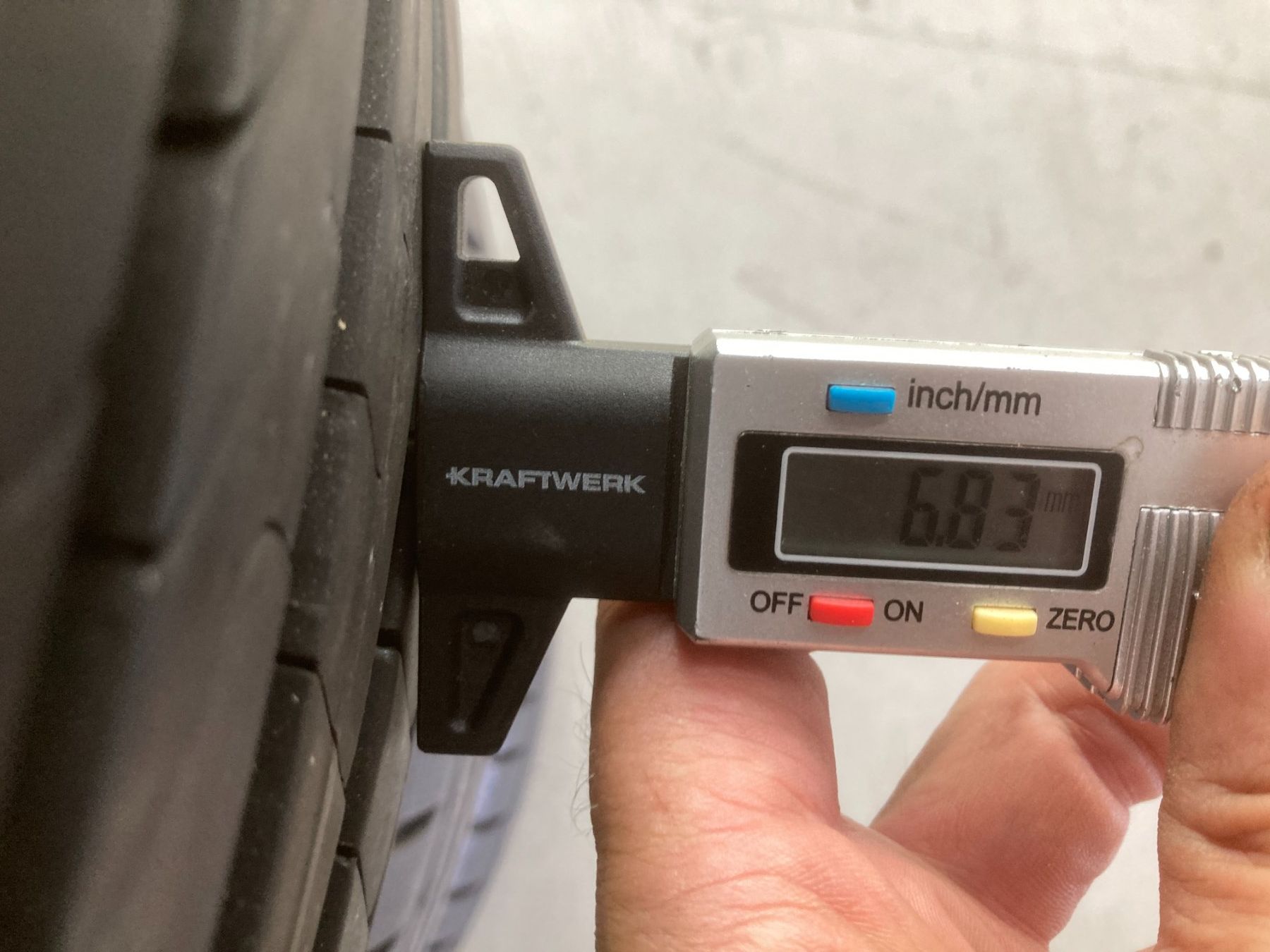 Pirelli Pneus & Kompletträder: 205/60R16  Pirelli Sommerpneu – Gebraucht aus Cham von WB2223 6