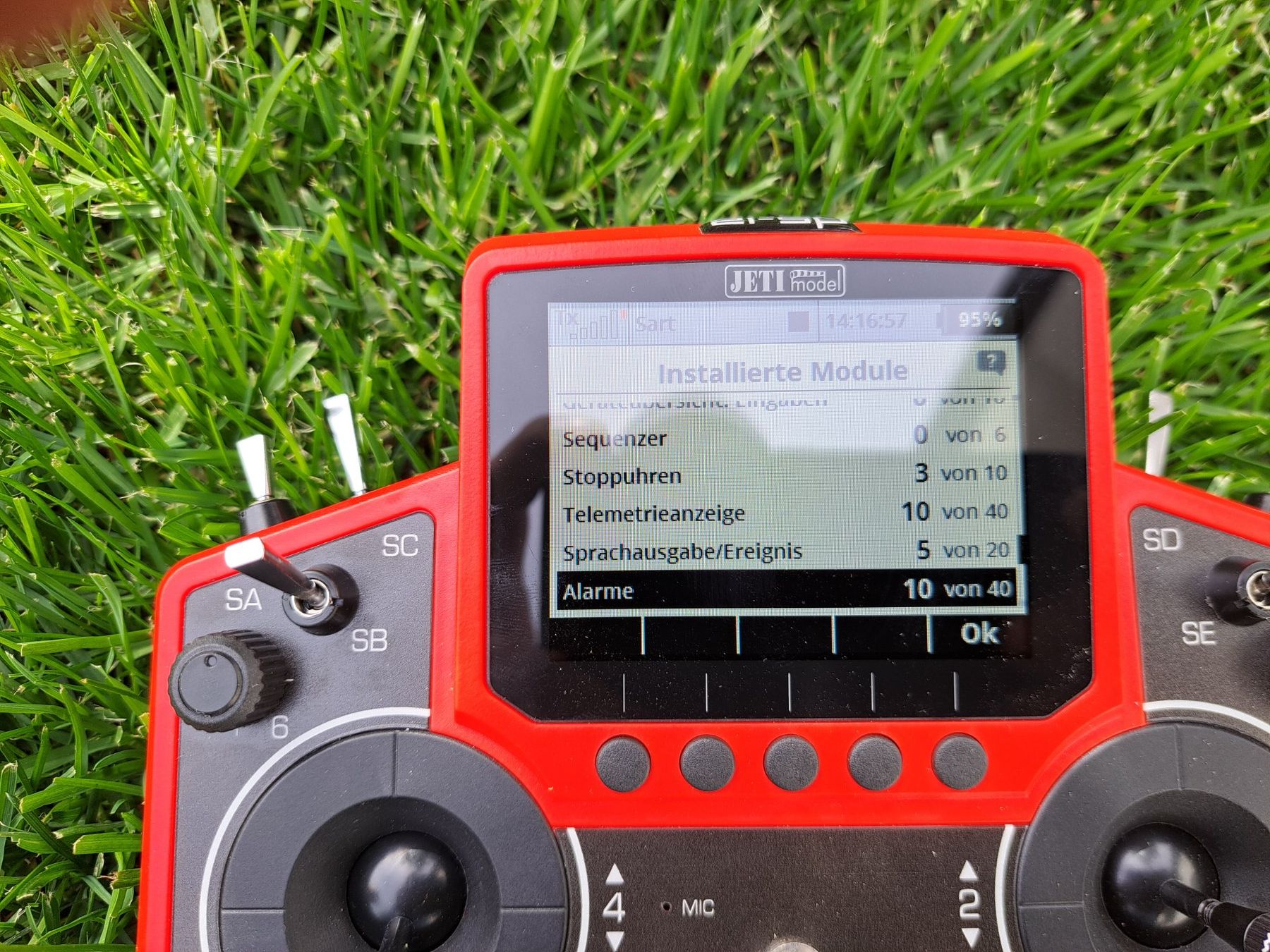 Jeti Telecomando: Jeti Duplex DS 12 mit Koffer – Usato da Pfaffnau venduto da Holzziger 6
