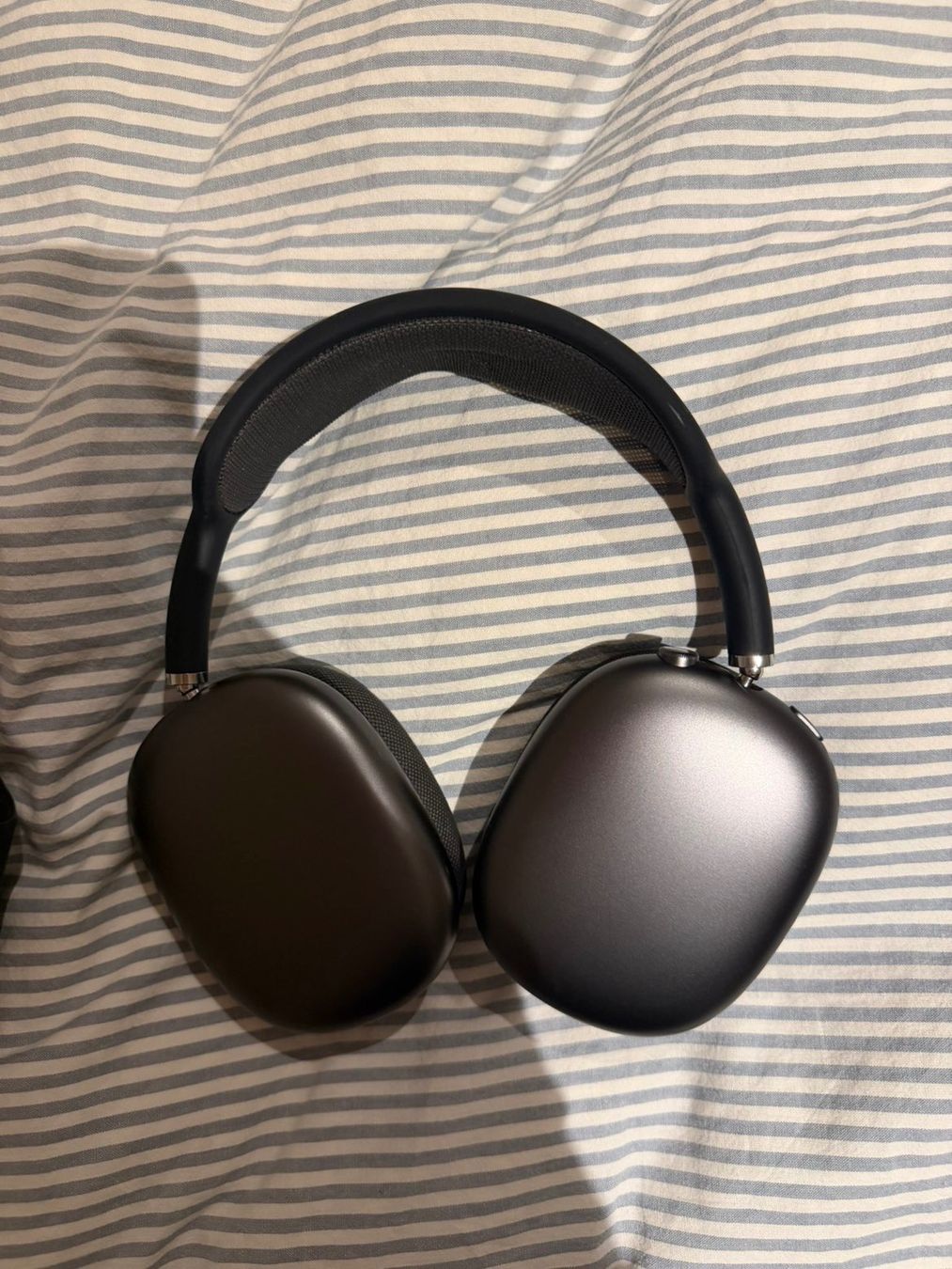 Apple Kopfhörer: Air Pods Max (Black) – Neu (gemäss Beschreibung) aus Grosshöchstetten von bymauro