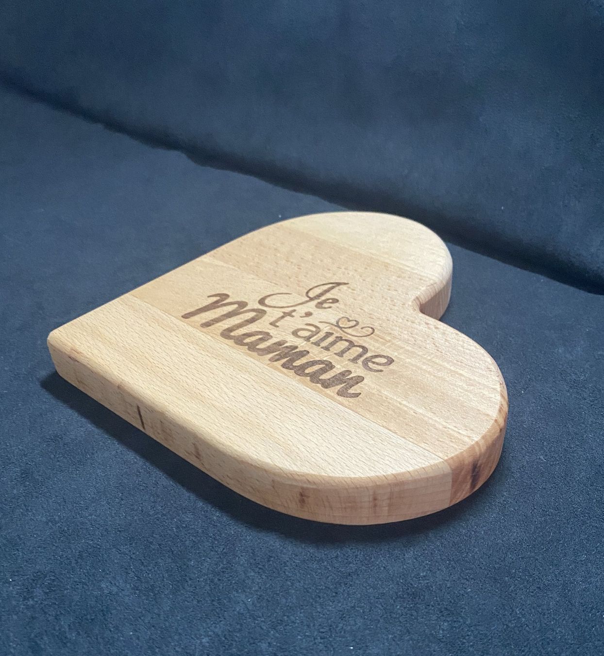 Wände & Decken: Plateau en bois en forme de coeur – Neu und originalverpackt aus Genève von DesignGVA 2