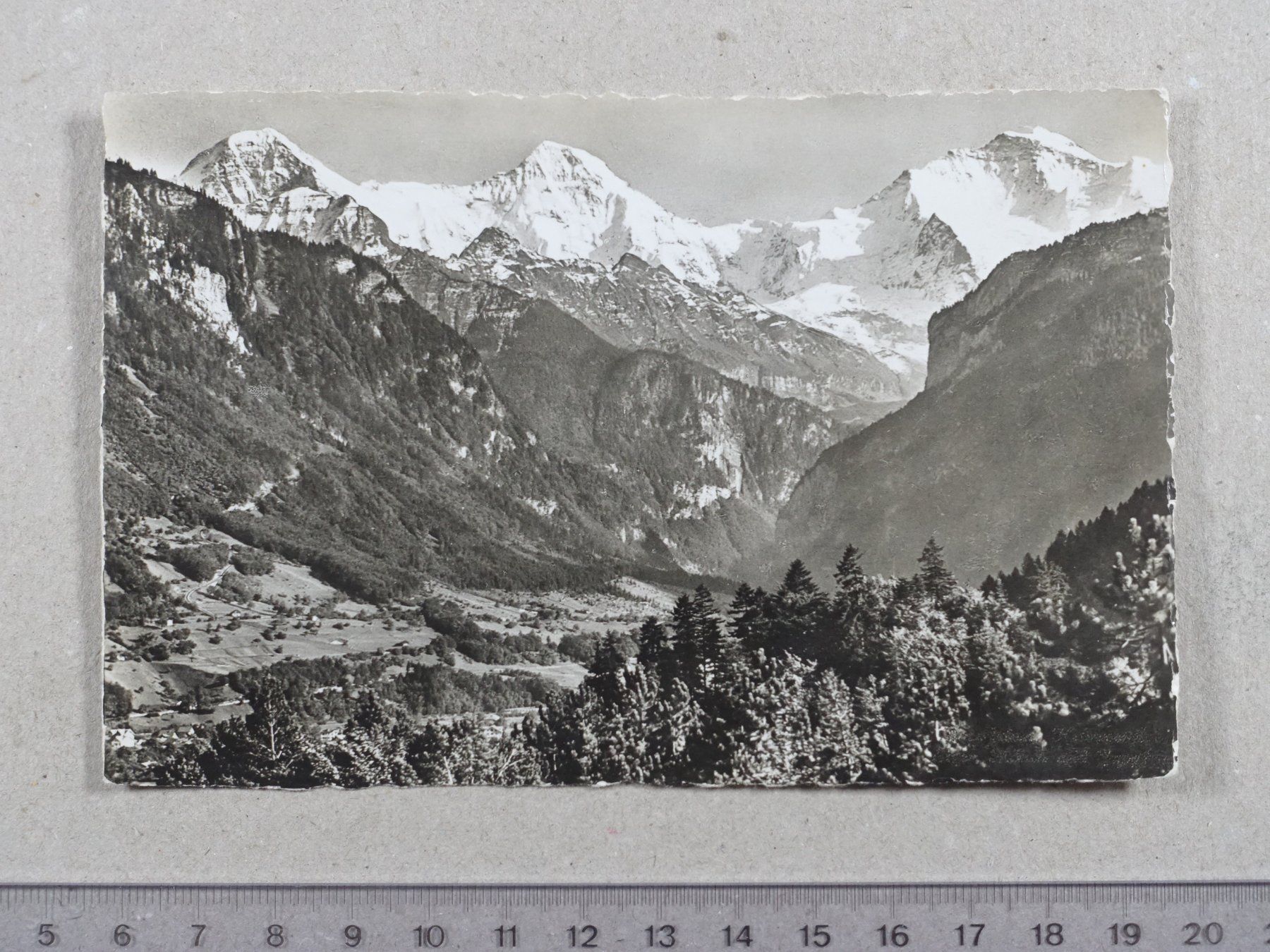 Cartoline postali: Interlaken, 1951 – Usato da Lenzburg venduto da fh1