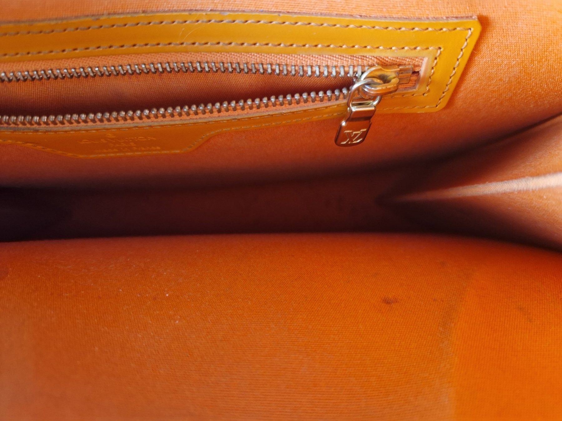 Louis Vuitton Borse da donna: Louis Vuitton Tasche – Usato da Binningen venduto da NiNi1985 3