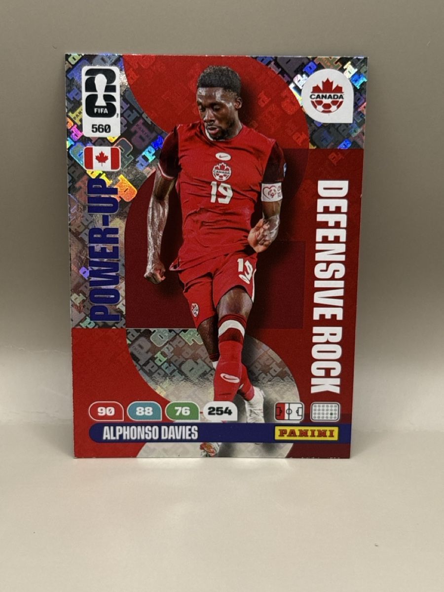 Panini Carte collezionabili: Panini Adrenalyn XL - 560 – Nuovo (secondo la descrizione) da Oberbuchsiten venduto da Bananefrappe93