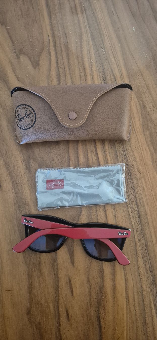 Ray-Ban Occhiali & Lenti: Rayban Wayfarer – Nuovo (secondo la descrizione) da St-Prex venduto da rod_5td5 1