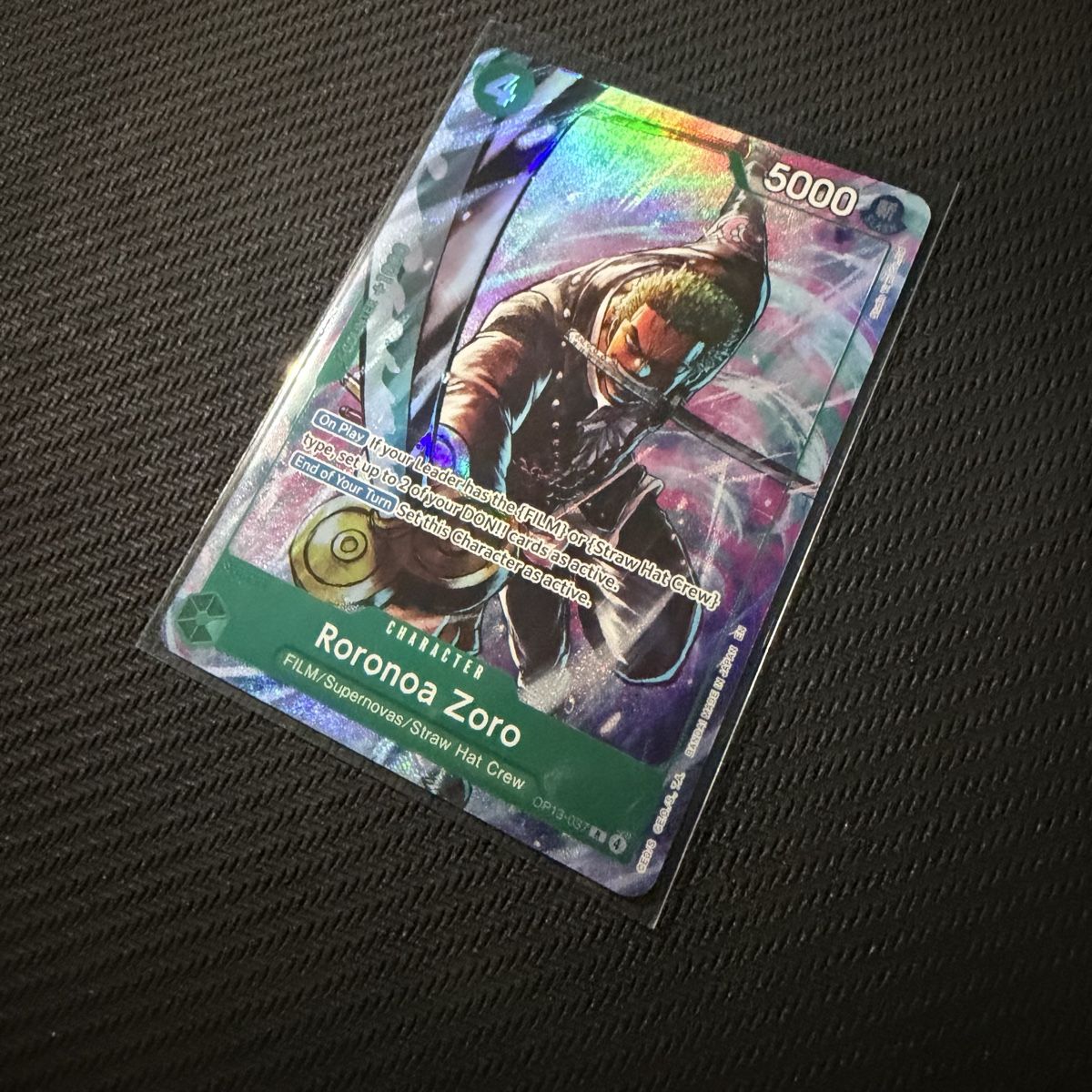 Bandai Carte collezionabili: One Piece - Roronoa Zoro OP13-037 Englisch – Nuovo (secondo la descrizione) da Oberbuchsiten venduto da PokeDex 1