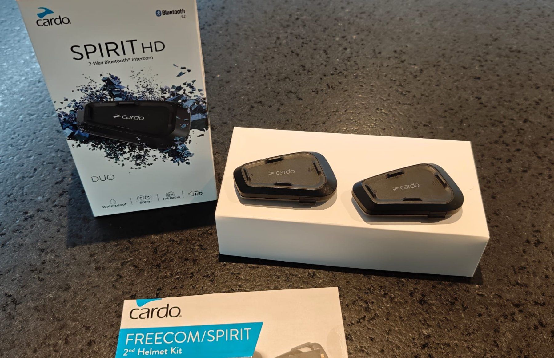 Radiocomunicazione: Cardo Spirit HD Duo 2-Way Bluetooth Intercom Set – Usato da St. Silvester venduto da chr_2hpp