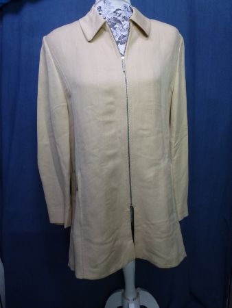 BETTY BARCLAY GEHROCK GR 42 BEIGE MIT RV TOP IN SCHUSS