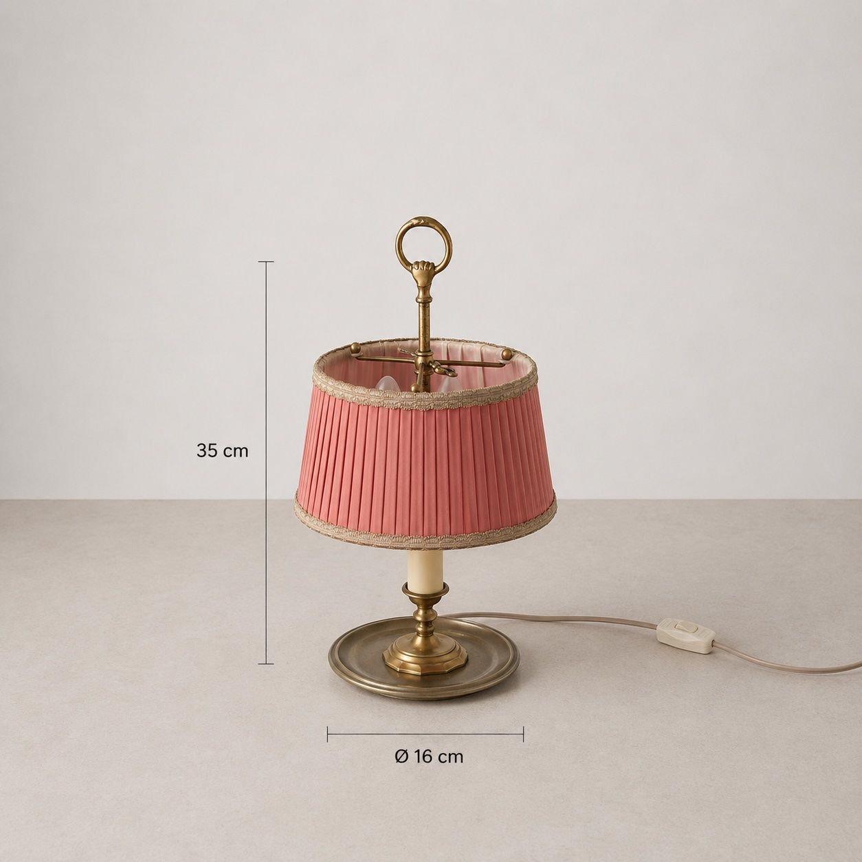 Lampes: Vintage Tischlampe aus Messing – D'occasion à Ittigen par rle_j7jb 1