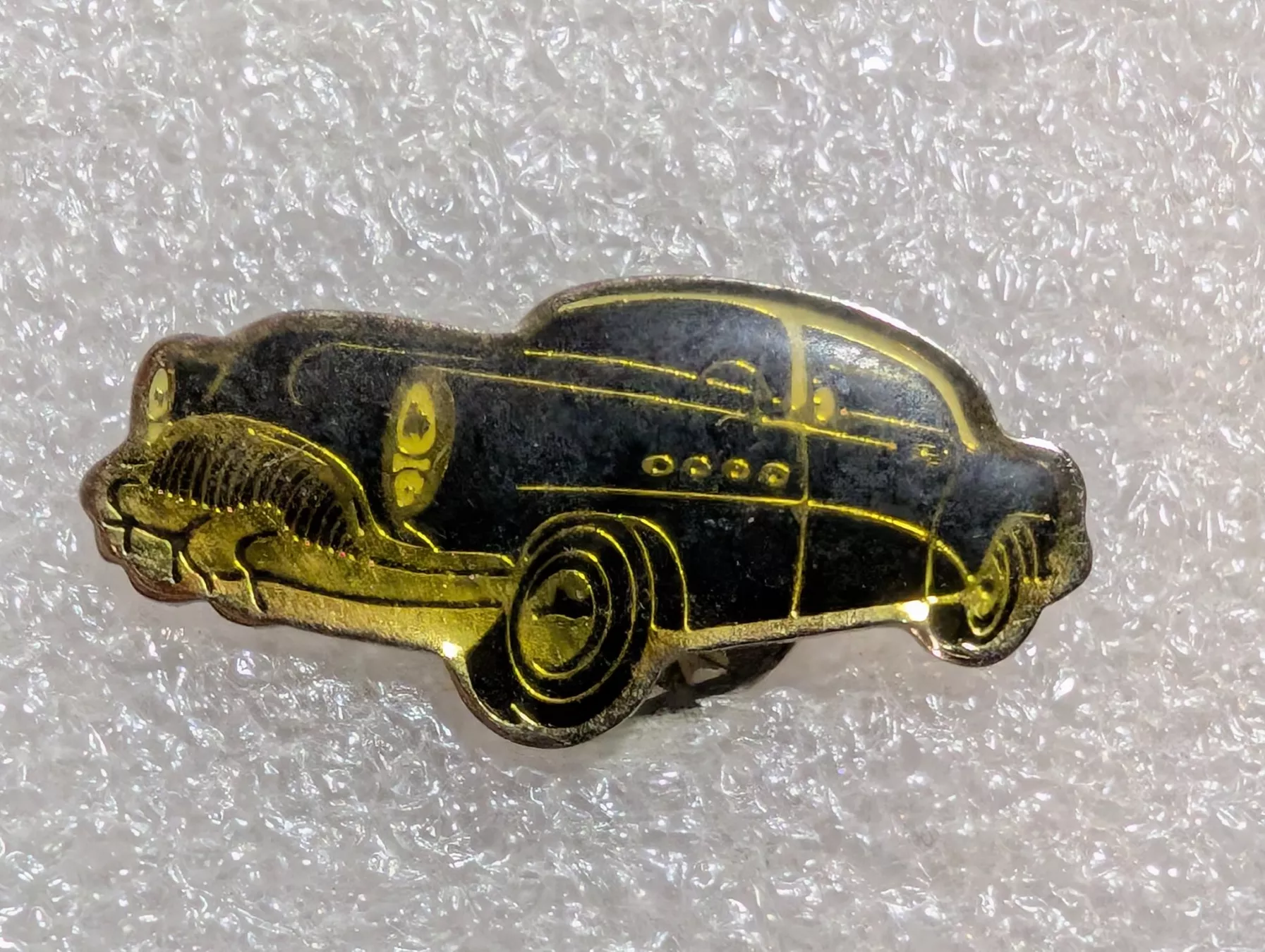 Plaketten & Abzeichen: Ansteckpin 282: Auto Oldtimer – Gebraucht aus Oppligen von Pin-Fall-Shop